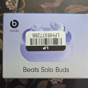 Beats Solo Buds in Purple